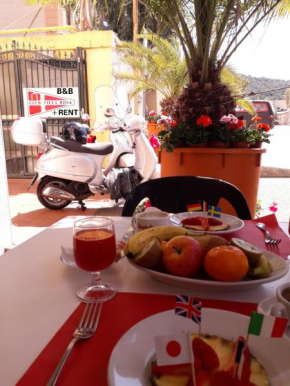 Отель Hotel Villarosa con Vespa Rent  Саррок